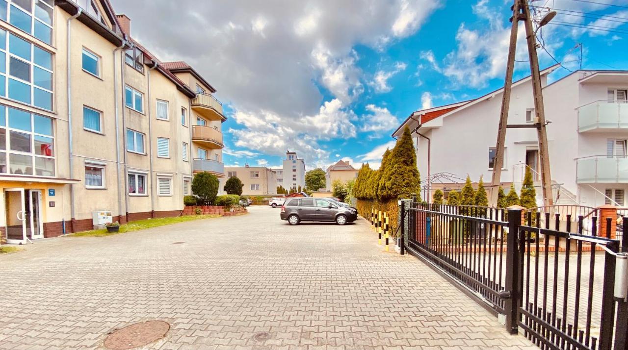 Sonnige Maisonette-Wohnung Mit Blick Auf Die Bucht Dziwnów Exteriör bild